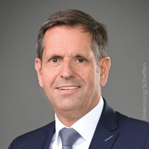 Olaf LiesMinisterpräsident des Landes Niedersachsen